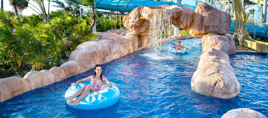 Hyatt-Ziva-Cap-Cana-Waterpark-Couple-1