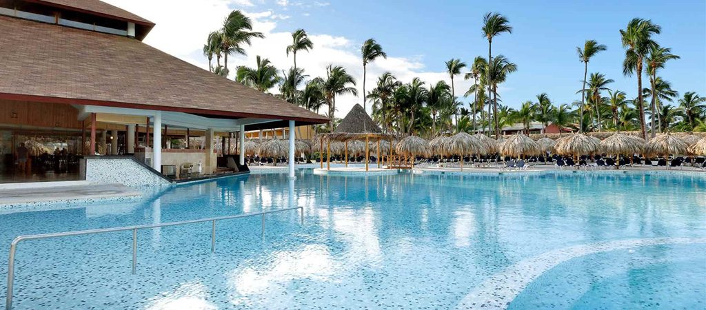 Grand Palladium Punta Cana Resort Spa_Vista de la piscina Samana